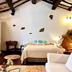 Casa Maria - Charme Nel Cuore Del Castello 度假居 卡斯特尔萨多